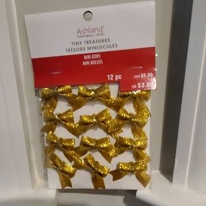 NWT  TINY TREASURES MINI BOWS